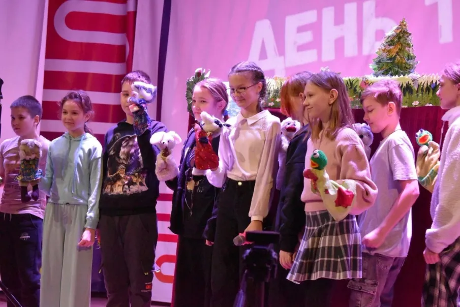 Дорогие друзья! Завершился первый день Фестиваля школьных театров "Театральная "Сфера" в рамках тематической смены ДСООЦ "Салют" для ребят театралов!