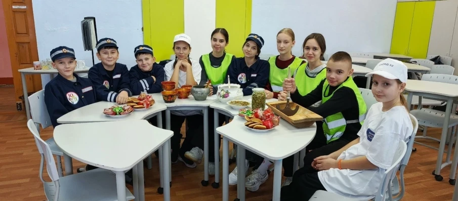 "ТЕЛЕМОСТ с юными инспекторами дорожного движения ЗАПОРОЖЬЯ и НИЖЕГОРОДСКОЙ ОБЛАСТИ"